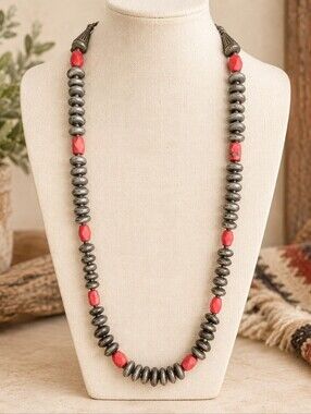 Elegante NWT Southwestern Silver Tone Red Beaded Long Statement Necklace